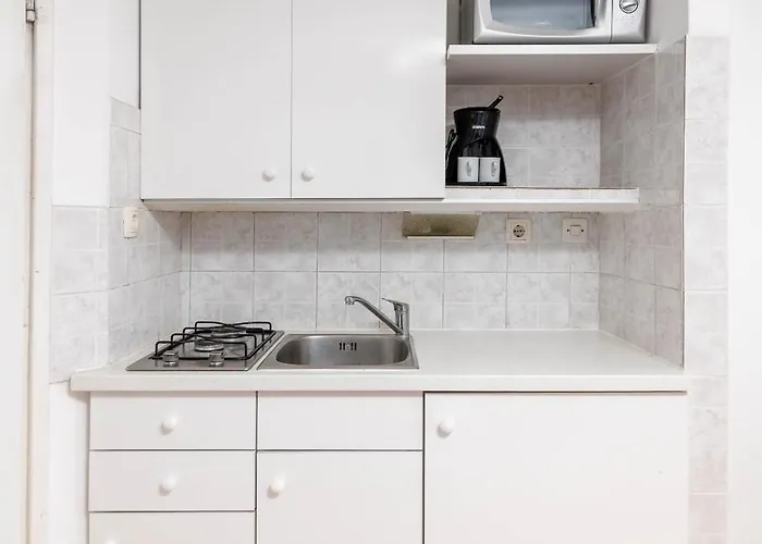 Basanija 7148a 사부드리자